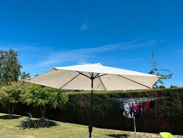 Parasol extérieur  beschikbaar voor biedingen