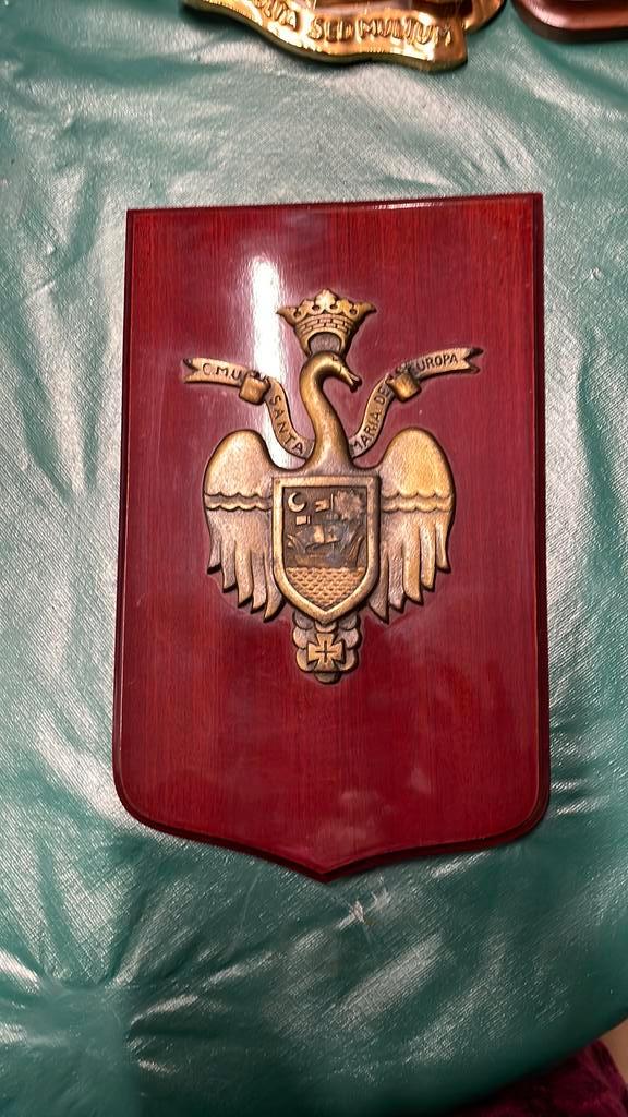 Wapenschild Ssnta Maria de Europa, Antiek en Kunst, Antiek | Overige Antiek, Ophalen