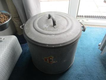 oude zinken ketel metal  beschikbaar voor biedingen