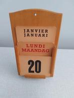 Vintage eeuwigdurende kalender met kraftkaarten, Ophalen of Verzenden, Dagkalender, Zo goed als nieuw