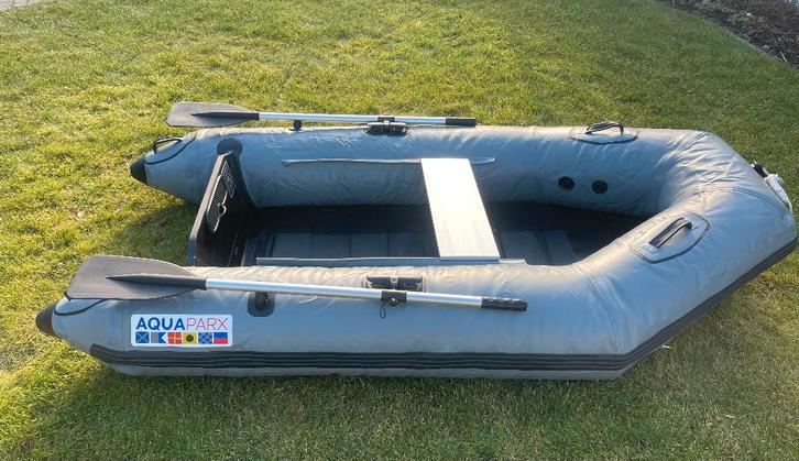 Rubber boot, Watersport en Boten, Roeiboten, Zo goed als nieuw, Overige materialen, Met roeispanen of peddels, Ophalen