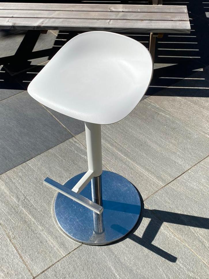 3 Witte Ikea barkrukken, Huis en Inrichting, Barkrukken, Gebruikt, Ophalen