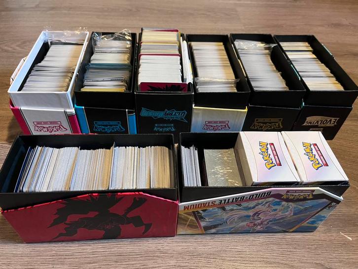 Pokemon bulk, Hobby en Vrije tijd, Verzamelkaartspellen | Pokémon, Zo goed als nieuw, Ophalen