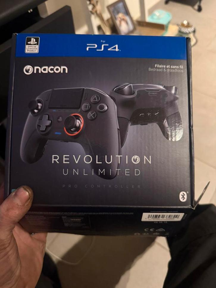 Nacon recolution unlimtited pr controller, Games en Spelcomputers, Spelcomputers | Sony Consoles | Accessoires, Controller, Draadloos