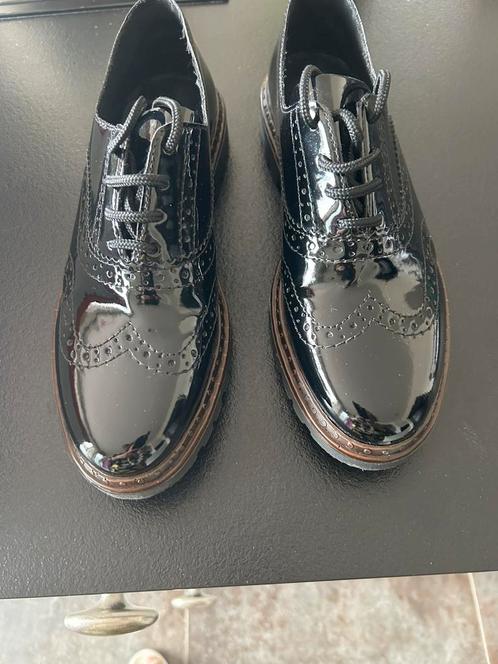 Gloednieuwe prachtige zwarte geklede damesschoenen maat 39, Kleding | Dames, Schoenen, Nieuw, Overige typen, Zwart, Ophalen of Verzenden