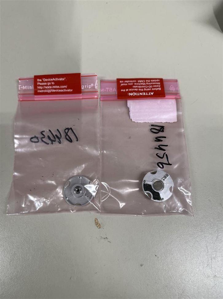 Zeiss Adaptor Plate XXT TL1 twee stuks, TV, Hi-fi & Vidéo, Appareils photo analogiques, Neuf, Enlèvement ou Envoi