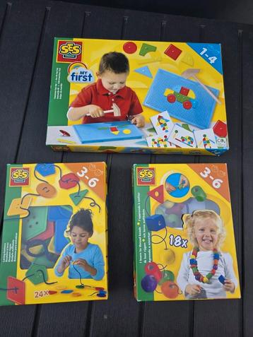 
Set van 3 SES-dozen – Leren rijgen & Hamertje Tik  beschikbaar voor biedingen