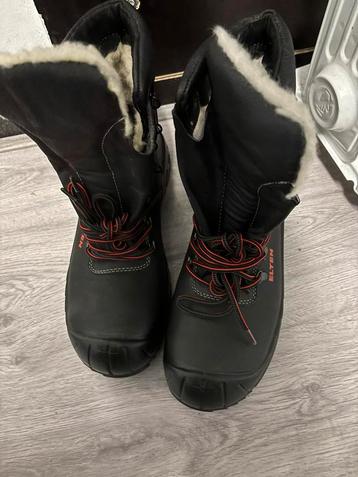 Werkschoenen, Enlèvement