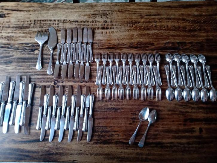 WISKEMANN Superbe Ménagère de table ancienne 1960, Maison & Meubles, Cuisine | Couverts, Argent, Enlèvement ou Envoi