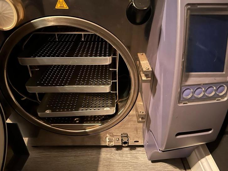 Cominox Sterilclave - Serienummer 11X18772, Elektronische apparatuur, Persoonlijke Verzorgingsapparatuur, Gebruikt, Overige typen