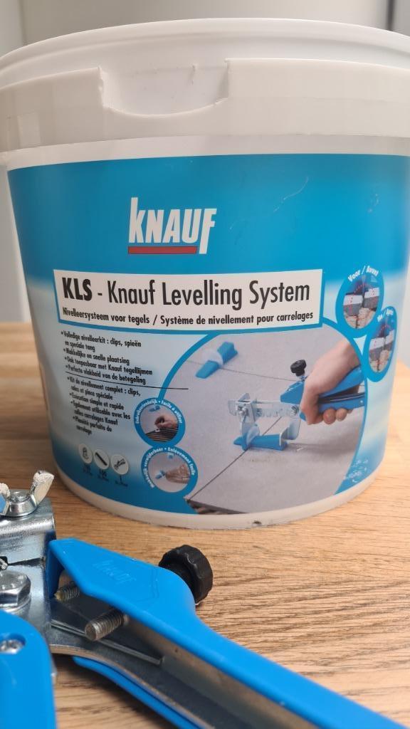 knauf niveleerkit, Doe-het-zelf en Bouw, Gereedschap | Handgereedschap, Zo goed als nieuw, Ophalen