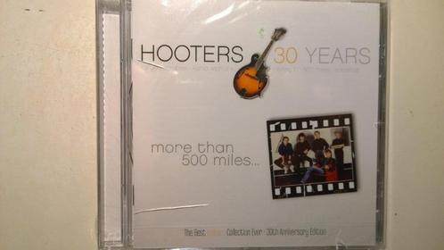 The Hooters - 30 Years More Than 500 Miles, Cd's en Dvd's, Cd's | Pop, Nieuw in verpakking, 1980 tot 2000, Verzenden