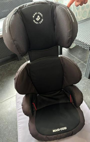 Maxi cosi rodi sps noir  disponible aux enchères