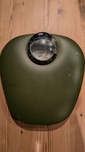 Krups weegschaal vintage, in avocadogroen beschikbaar voor biedingen