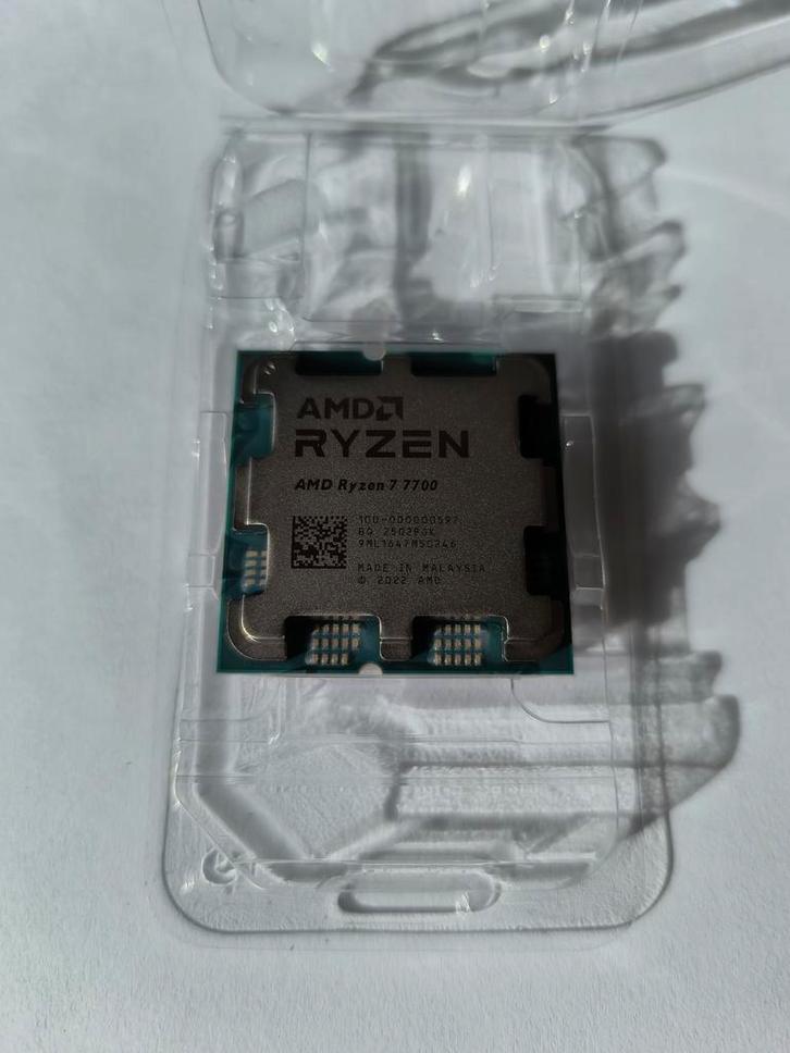 Processeur AMD Ryzen 7 7700 - 8c/16t @ 3,80-5,30 GHz (Nouvea, Informatique & Logiciels, Processeurs, Comme neuf, Enlèvement ou Envoi