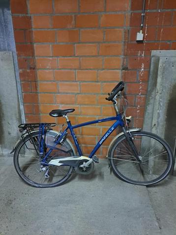 Studentenfiets beschikbaar voor biedingen