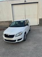 Skoda fabia 1.2 benzine Bj 2013(EURO5) 159000km GEKEURD, 1198 cc, Wit, Bedrijf, Handgeschakeld