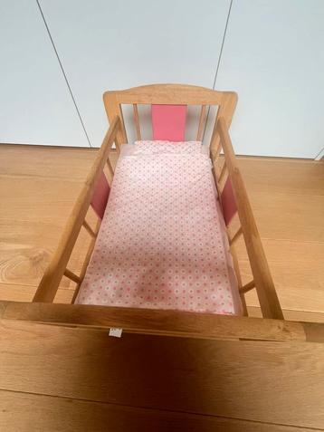 Houten poppenbed Pintoys beschikbaar voor biedingen