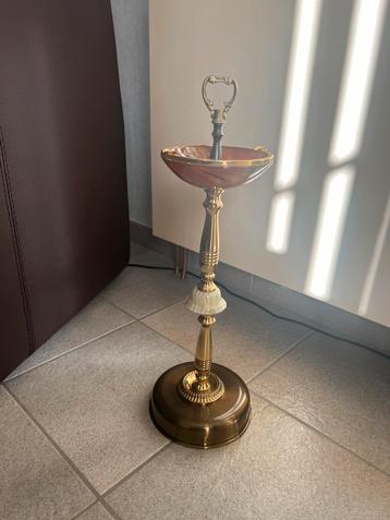 Messing marmeren asbak op standaard voor decoratie beschikbaar voor biedingen