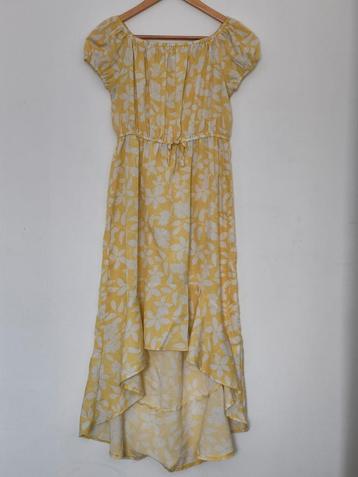 
Robe jaune fleurie – taille 14-16 ans
 beschikbaar voor biedingen