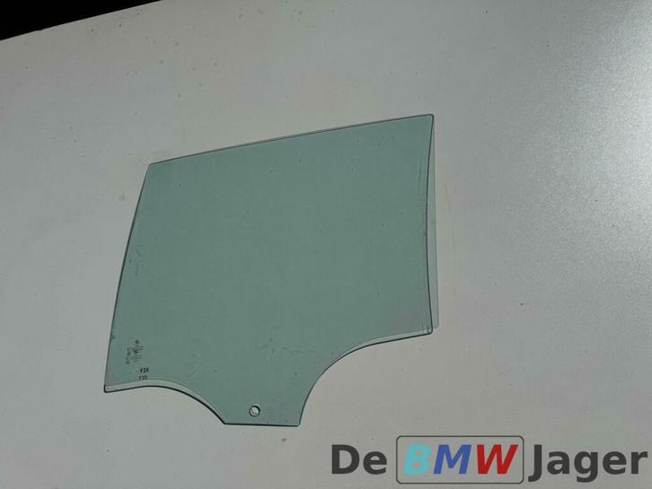 Zijruit links achter BMW 1-serie F20 51357242557, Auto-onderdelen, Ruiten en Toebehoren, BMW, Gebruikt, Ophalen of Verzenden