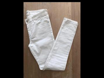 Mango Belle jeans voor dames beschikbaar voor biedingen