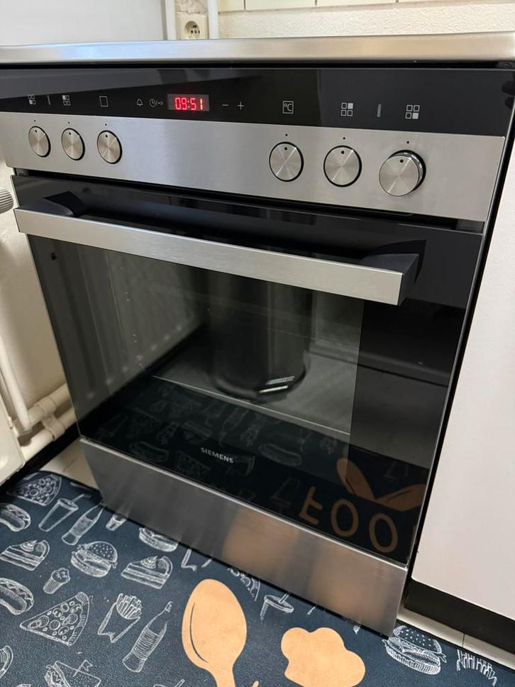 Cuisinière Vitro Céramique Siemens ETAT NEUF !!!, Electroménager, Cuisinières, Comme neuf, À Poser, 4 zones de cuisson, 85 à 90 cm