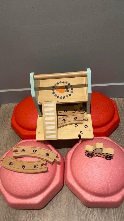 Houten trein speelset jungle thema, Kinderen en Baby's, Speelgoed | Houten speelgoed, Gebruikt, Overige typen, Ophalen