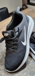 Nieuwe Nike sportschoenen maat 43., Ophalen of Verzenden, Nieuw, Nike