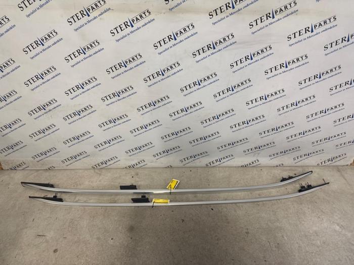 Kit rails de toit d'un Mercedes C-Klasse, Autos : Pièces & Accessoires, Carrosserie & Tôlerie, Mercedes-Benz, Utilisé, 3 mois de garantie