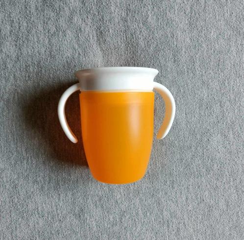 Drinkbeker - Oranje - Antilek - Peuter - Drinken - €4, Kinderen en Baby's, Overige Kinderen en Baby's, Gebruikt, Ophalen