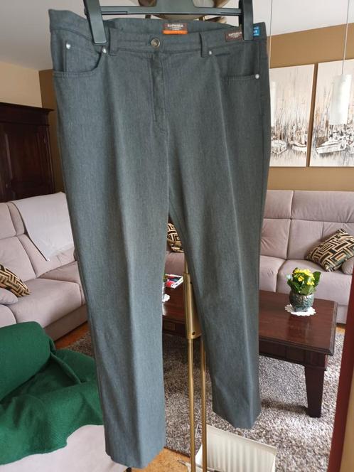 Nouveau pantalon « RAPHAELA » de BRAX, Vêtements | Femmes, Culottes & Pantalons, Neuf, Taille 46/48 (XL) ou plus grande, Gris