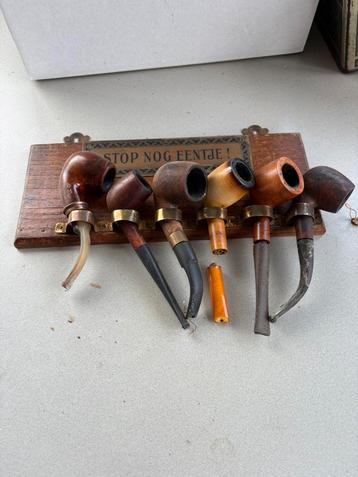 (A)Collectie van 6 vintage pijpen,roken, rekje, oud, sigaret beschikbaar voor biedingen
