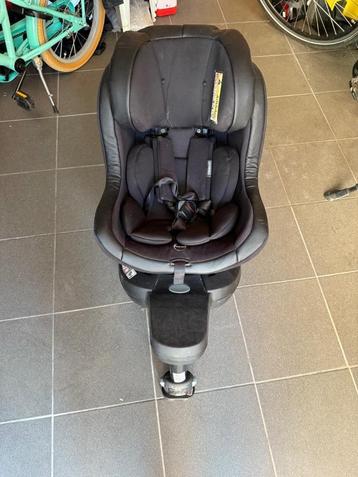 Draaibare autostoel isofix beschikbaar voor biedingen