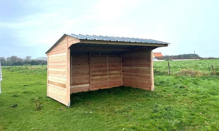 Schuilhok 3x5 in massief Douglashout, Dieren en Toebehoren, Stalling en Weidegang, Stalling, 2 of 3 paarden of pony's