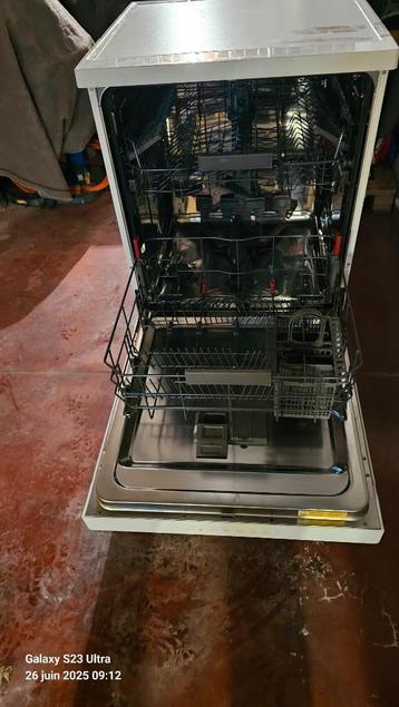 lave vaisselle whirpool, Electroménager, Moins de 10 litres, Comme neuf, Enlèvement, Classe énergétique A ou plus économe