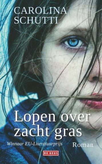Te Koop Boek LOPEN OVER ZACHT GRAS Carolina Schutti beschikbaar voor biedingen