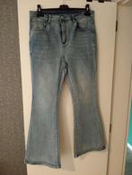 Lichtgebleekte jeans - Flare, Blauw, Overige jeansmaten, Ophalen of Verzenden, Zo goed als nieuw
