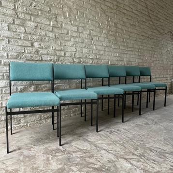 chaises de salle à manger vintage Cees Braakman 6X disponible aux enchères