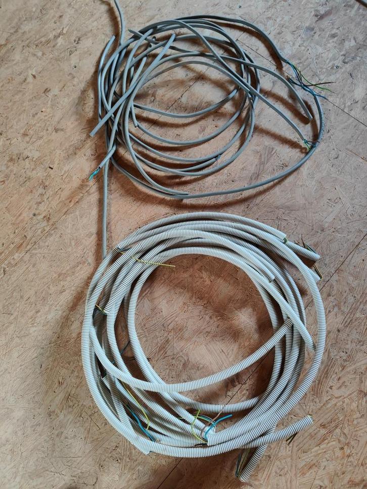 Chutes de câbles électriques divers, Doe-het-zelf en Bouw, Bouwverlichting, Ophalen