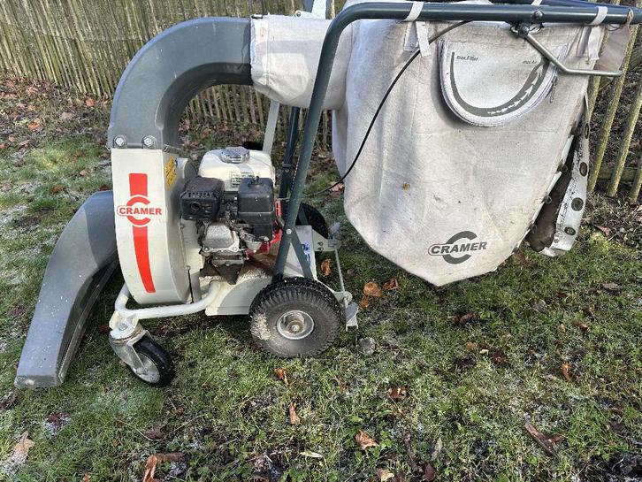 Aspirateur à feuilles Cramer LS5000, Jardin & Terrasse, Souffleurs de feuilles, Utilisé, Porté à la main, Essence, Avec sac de ramassage
