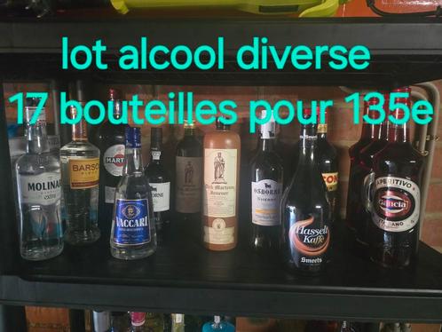 2 lots de bouteilles d alcool nouvel prix indiqué, Diversen, Levensmiddelen, Ophalen