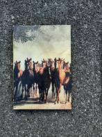 Frans boek : nos chevaux / artis - historia, Boeken, Ophalen of Verzenden, Zo goed als nieuw
