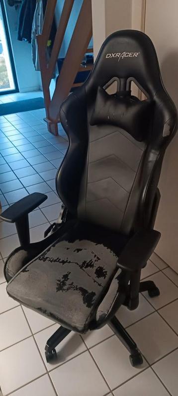 DX Racer gratis af te halen in Schelle, Huis en Inrichting, Bureaustoelen, Ophalen, Gebruikt, Zwart, Gaming bureaustoel
