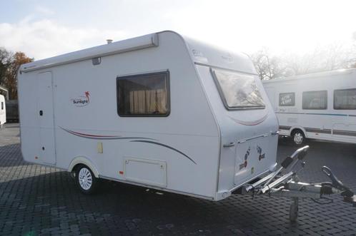 Mooie 4pers.Capron met mover, luifel, fietsrek, MTM 1050kg, Caravans en Kamperen, Caravans, Bedrijf, tot en met 4, Treinzit, Carado