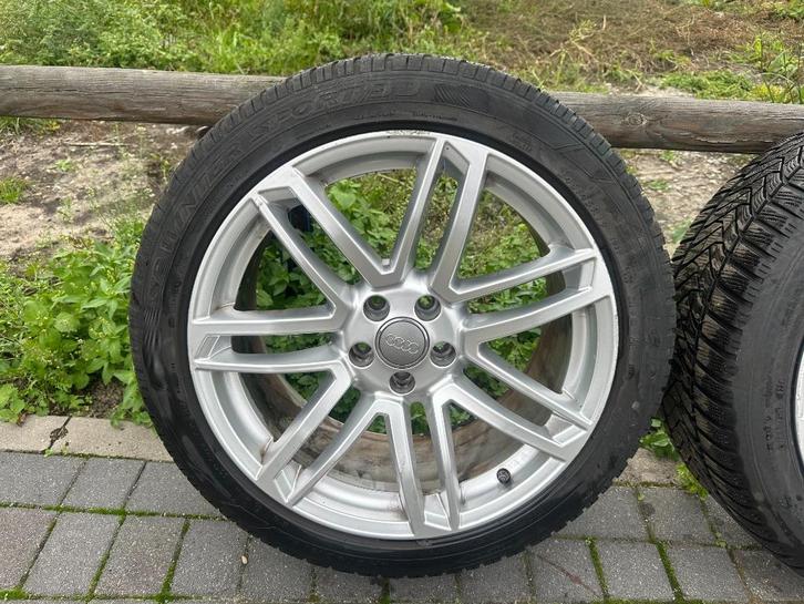 originele velgen AUDI A6 >2018 met winterbanden dunlop, Auto-onderdelen, Banden en Velgen, Velg(en), Winterbanden, 19 inch, 245 mm