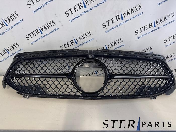 Calandre d'un Mercedes A-Klasse (9040), Autos : Pièces & Accessoires, Carrosserie & Tôlerie, Mercedes-Benz, Utilisé, 3 mois de garantie