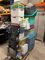 Pallet met lot bakken kisten opbergkisten sorteer bakken, Ophalen