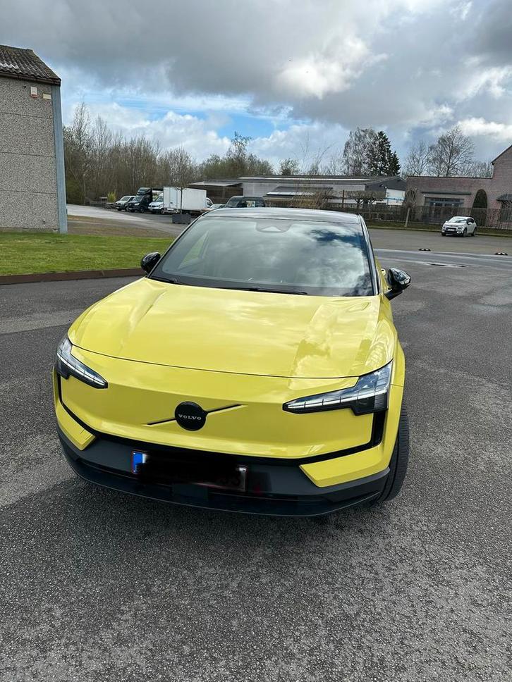 Volvo Ex 30, Autos, Volvo, Particulier, EX30, Caméra de recul, Phares directionnels, Régulateur de distance, Airbags, Air conditionné