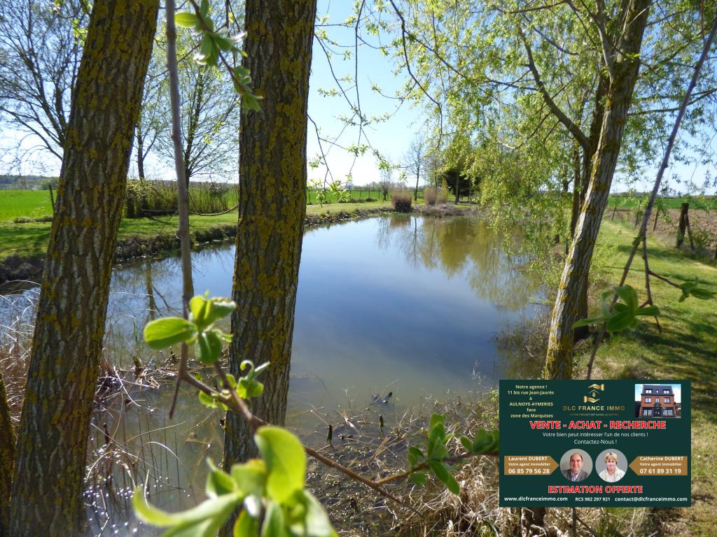 Belle maison 4 façades avec petit étang et ses dépendances, 220 m², Campagne, 4 pièces, France